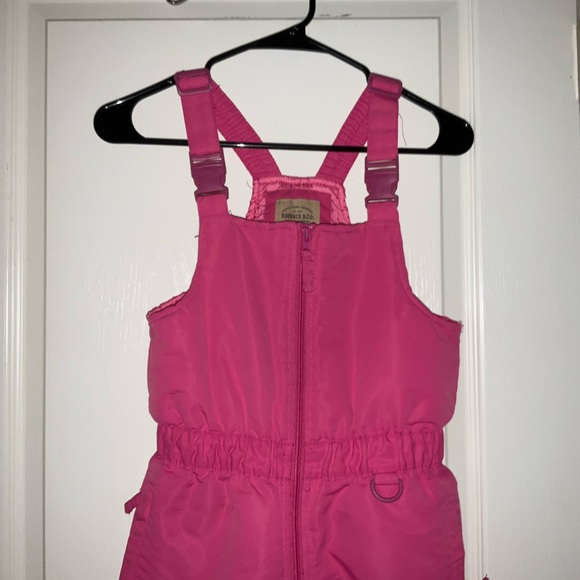 Kids Roebuck & Co snow bibs with Adjustable straps. - Picture 2 of 4